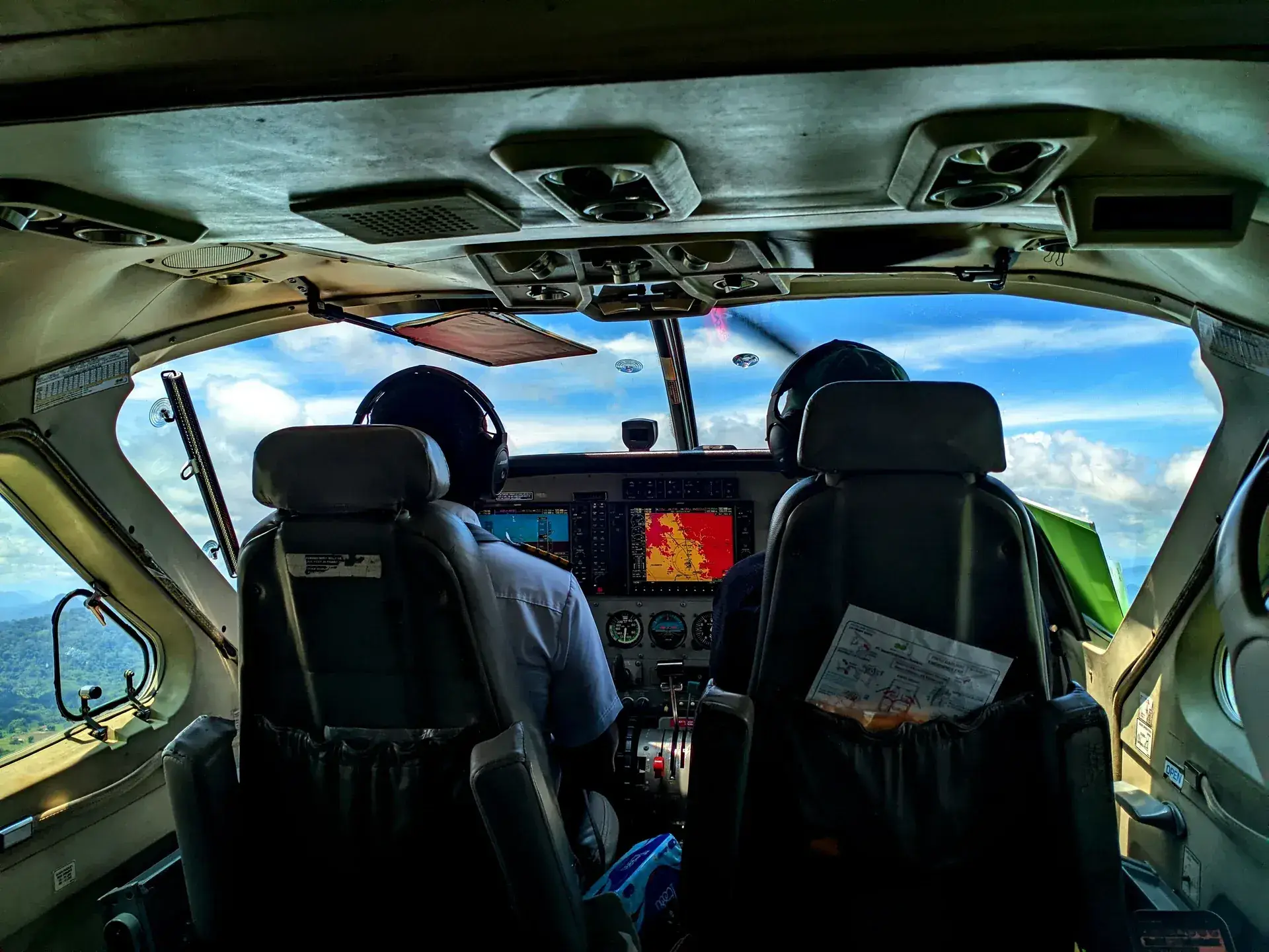 The Sales Process for Flight Schools: Maximizing Lead Conversion and Student Retention