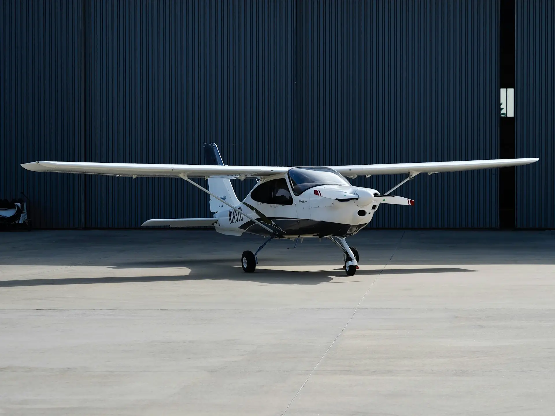Marketing a Part 61 Flight School Against the Part 141 Academy Across the Field